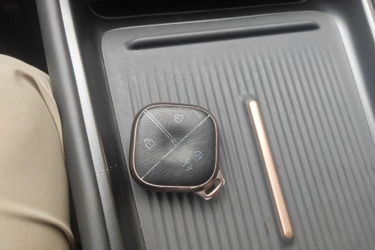 Used Baojun E6 2026 Model 500km Enjoyment Edition Interior 1