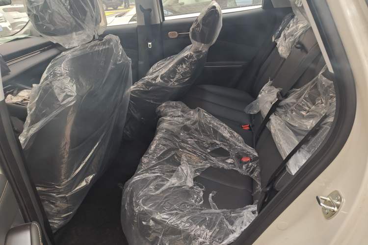 Used Baojun E6 2026 Model 500km Enjoyment Edition Left Rear Seat