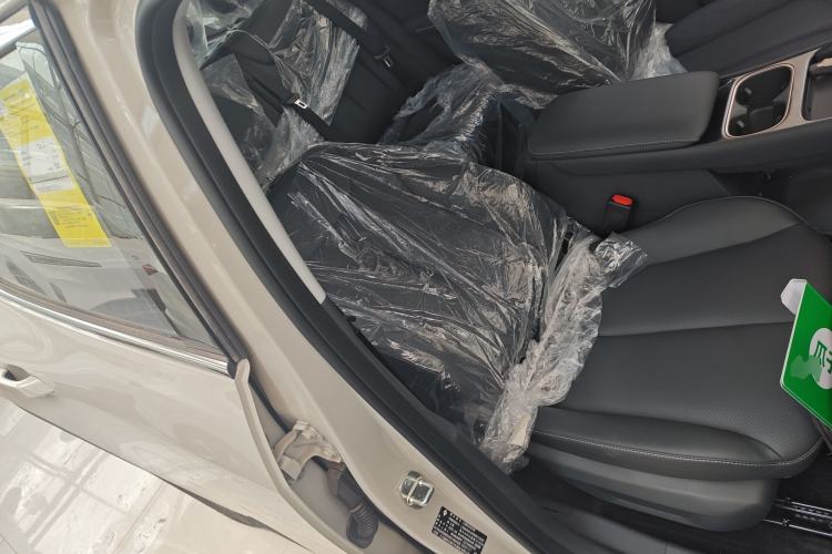 Used Baojun E6 2026 Model 500km Enjoyment Edition Right Front Seat