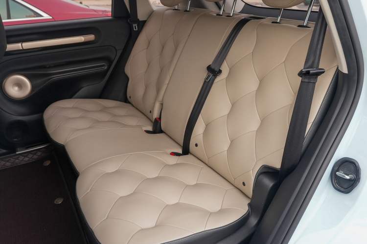 Used Baojun Cloud 2023 460 Pro Lingxi Version Interior 2