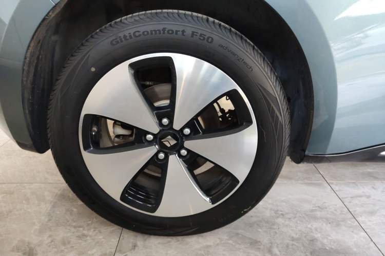 Used Baojun Cloud 2023 460 Max Right Rear Wheel Hub