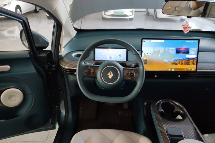 Used Baojun Cloud 2023 460 Max Steering Wheel