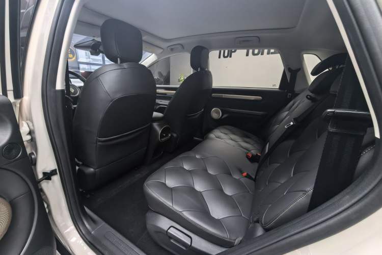 Used Baojun Cloud 2023 460 Max Lingxi Version Interior 5
