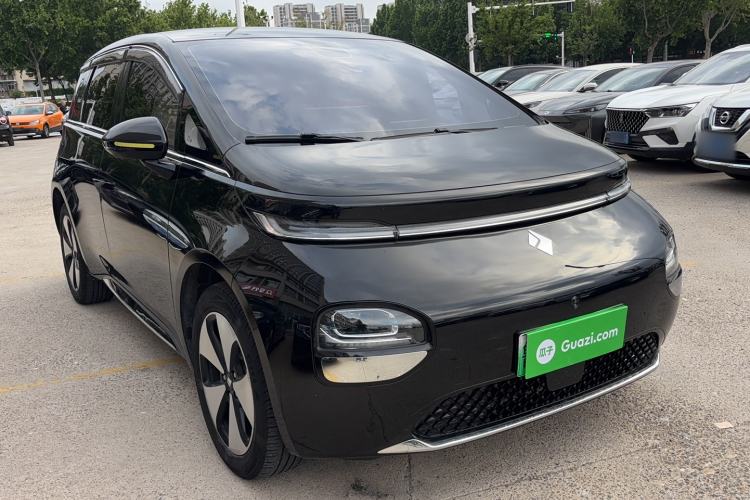 Used Baojun Cloud 2023 460 Max Exterior 1