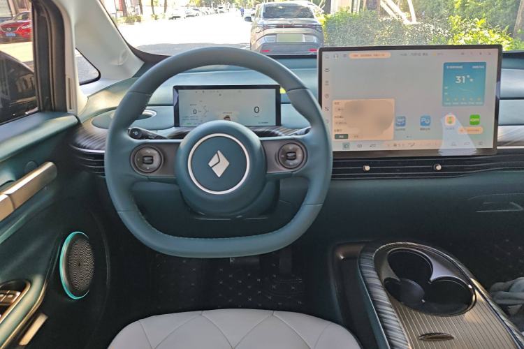 Used Baojun Cloud 2023 460 Max Steering Wheel
