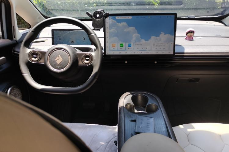 Used Baojun Cloud 2023 460 Max Lingxi Version Center Console