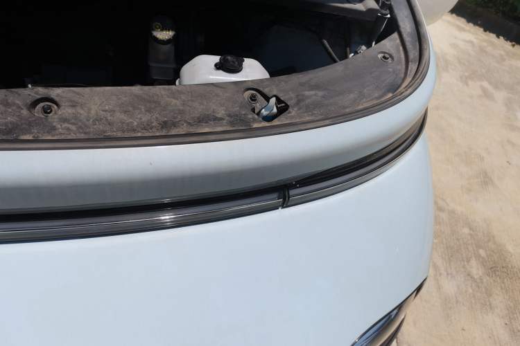 Used Baojun Cloud 2023 460 Max Lingxi Version Engine Bay Left