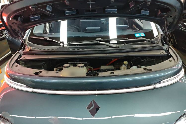 Used Baojun Cloud 2023 460 Max Engine Bay