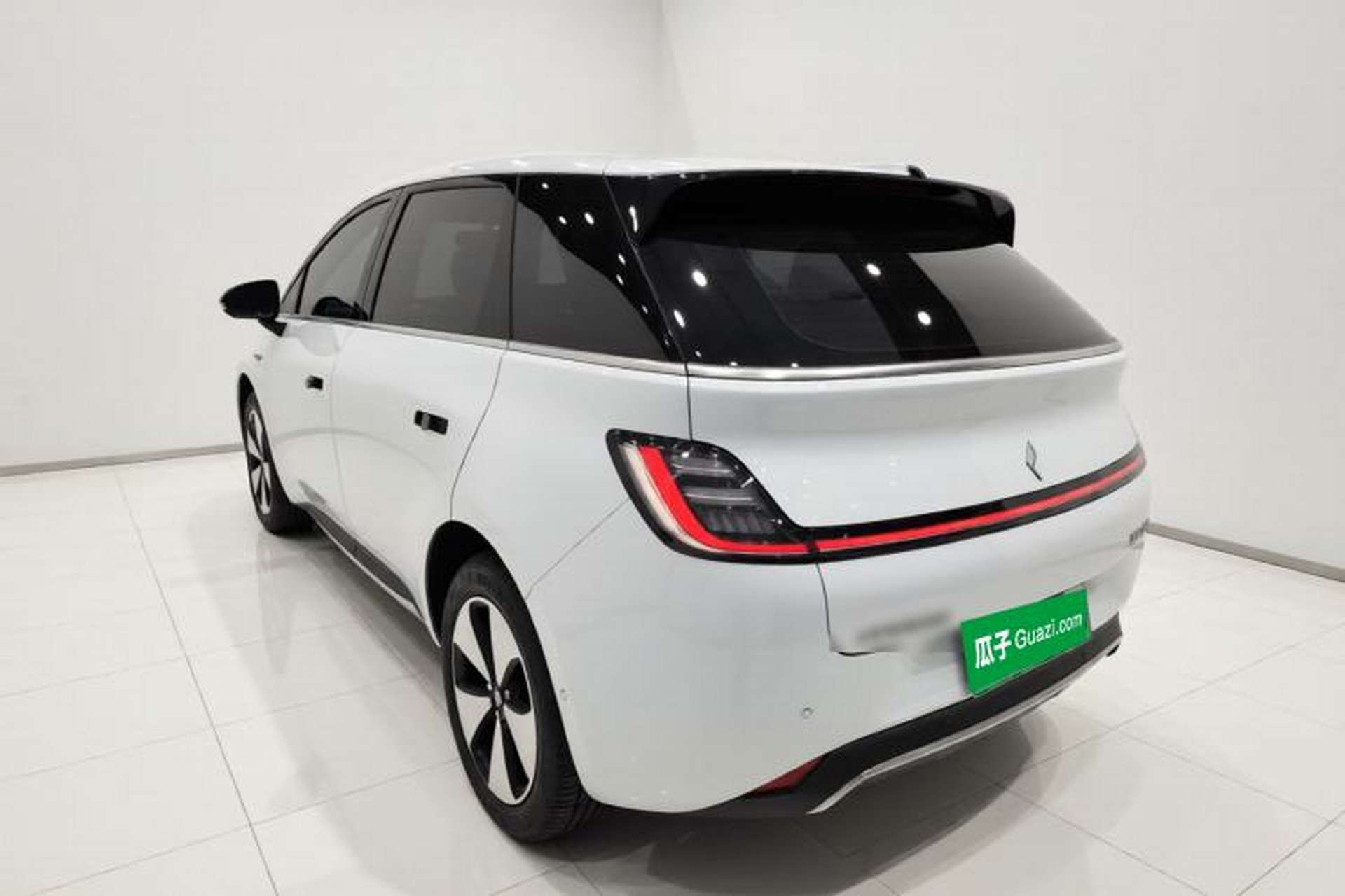 Used Baojun Cloud 2023 460 Max Exterior 2