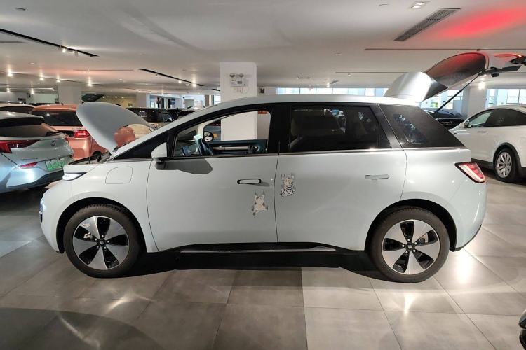 Used Baojun Cloud 2023 460 Pro Exterior 3