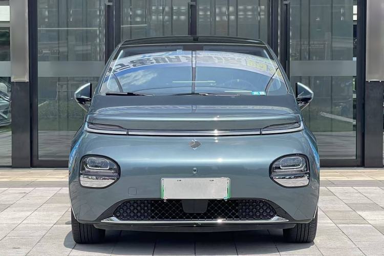 Used Baojun Cloud 2023 460 Max Exterior 4