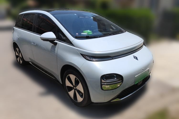 Used Baojun Cloud 2023 460 Max Lingxi Version Front Right 45 Deg