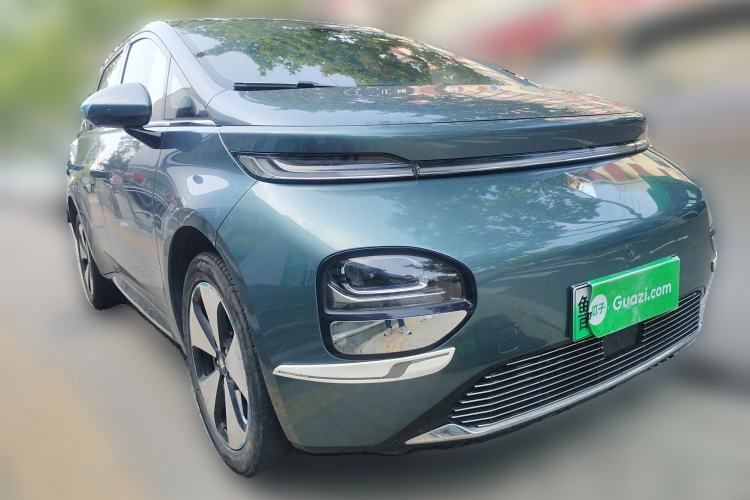 Used Baojun Cloud 2023 460 Pro Front Right 45 Deg