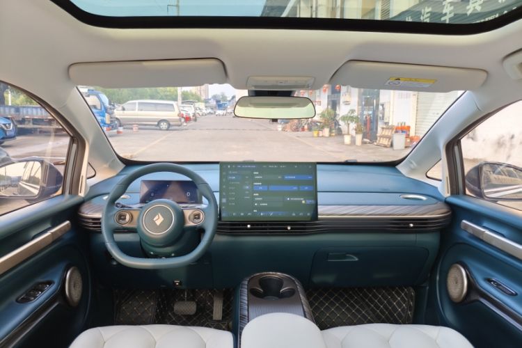 Used Baojun Cloud 2023 460 Max Interior 1