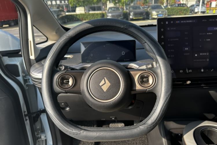 Used Baojun Cloud 2023 460 Pro Interior 2