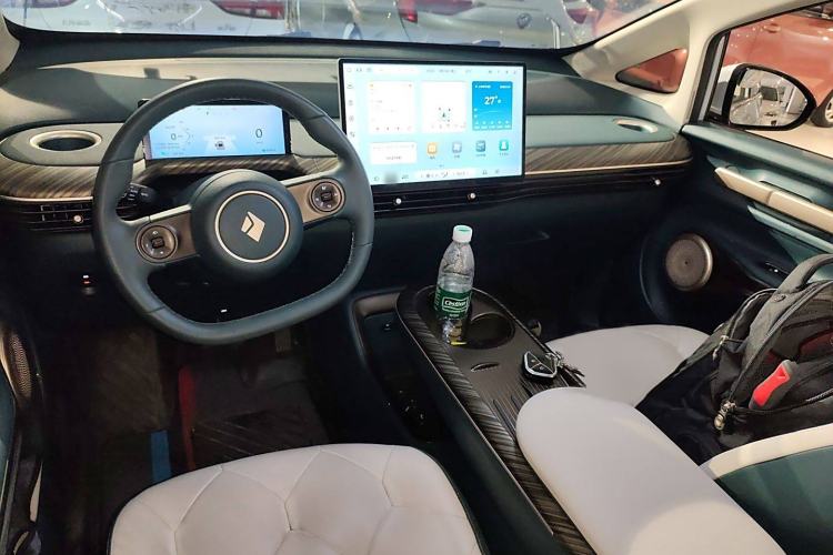 Used Baojun Cloud 2023 460 Pro Interior 2