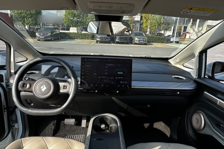 Used Baojun Cloud 2023 460 Pro Interior 4