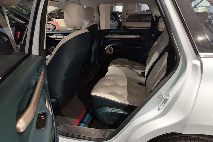 Used Baojun Cloud 2023 460 Pro Interior 4