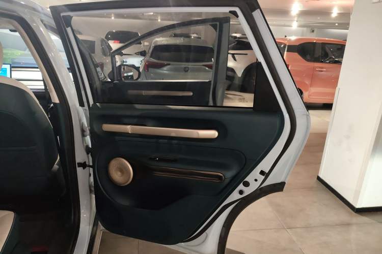Used Baojun Cloud 2023 460 Pro Interior 6