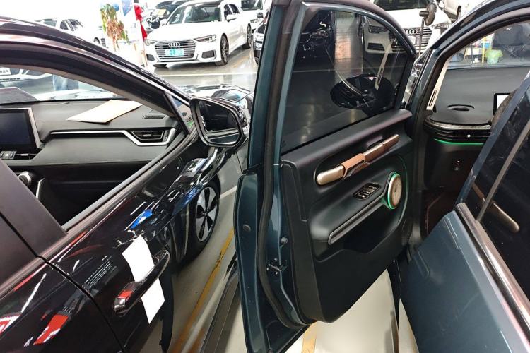 Used Baojun Cloud 2023 460 Max Interior 7