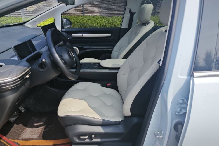 Used Baojun Cloud 2023 460 Max Lingxi Version Left Front Seat
