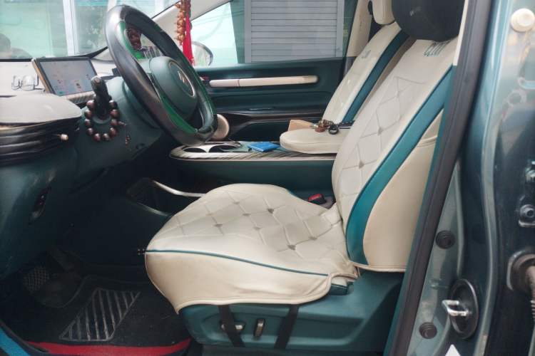 Used Baojun Cloud 2023 460 Pro Left Front Seat