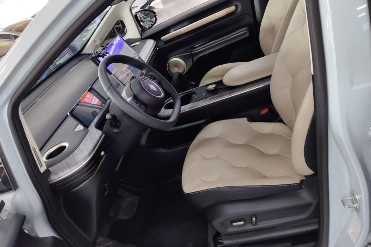 Used Baojun Cloud 2023 460 Max Lingxi Version Left Front Seat