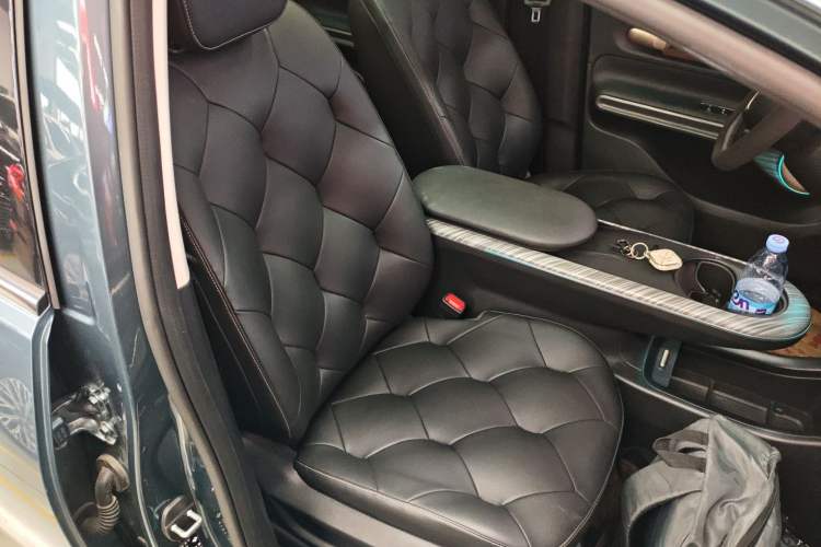 Used Baojun Cloud 2023 460 Max Right Front Seat