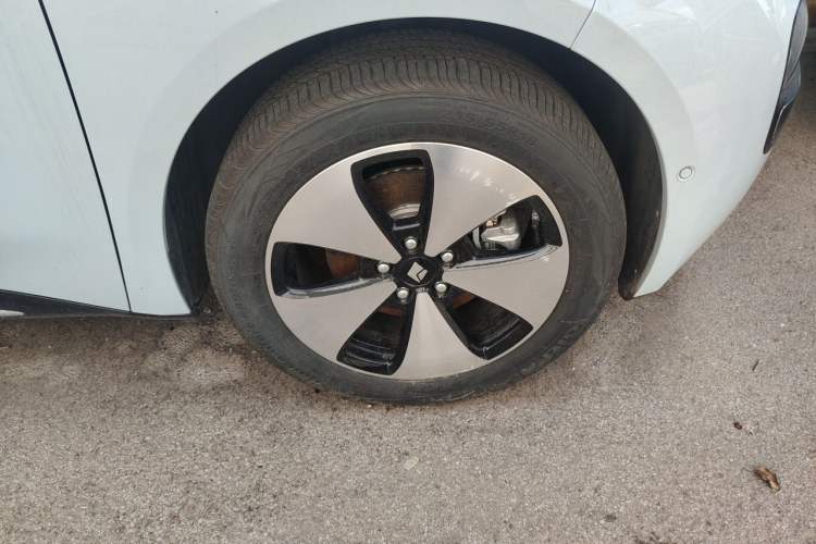 Used Baojun Cloud 2023 460 Max Lingxi Version Right Front Wheel Hub