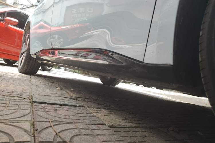 Used Baojun Cloud 2023 460 Max Lingxi Version Right Side Sill