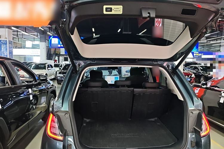 Used Baojun Cloud 2023 460 Max Trunk
