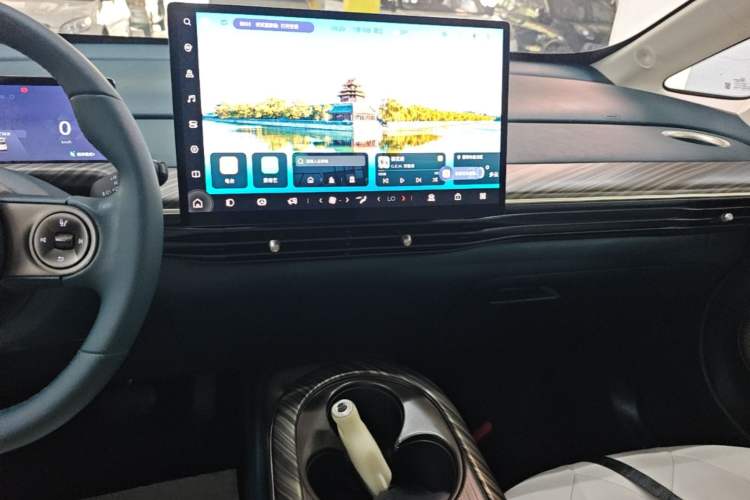 Used Baojun Cloud 2023 460 Pro Audio And AC Panel