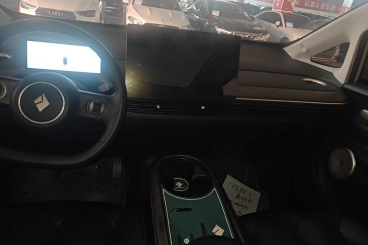 Used Baojun Cloud 2023 460 Max Audio And AC Panel