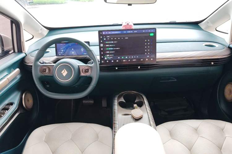 Used Baojun Cloud 2023 460 Max Lingxi Version Center Console