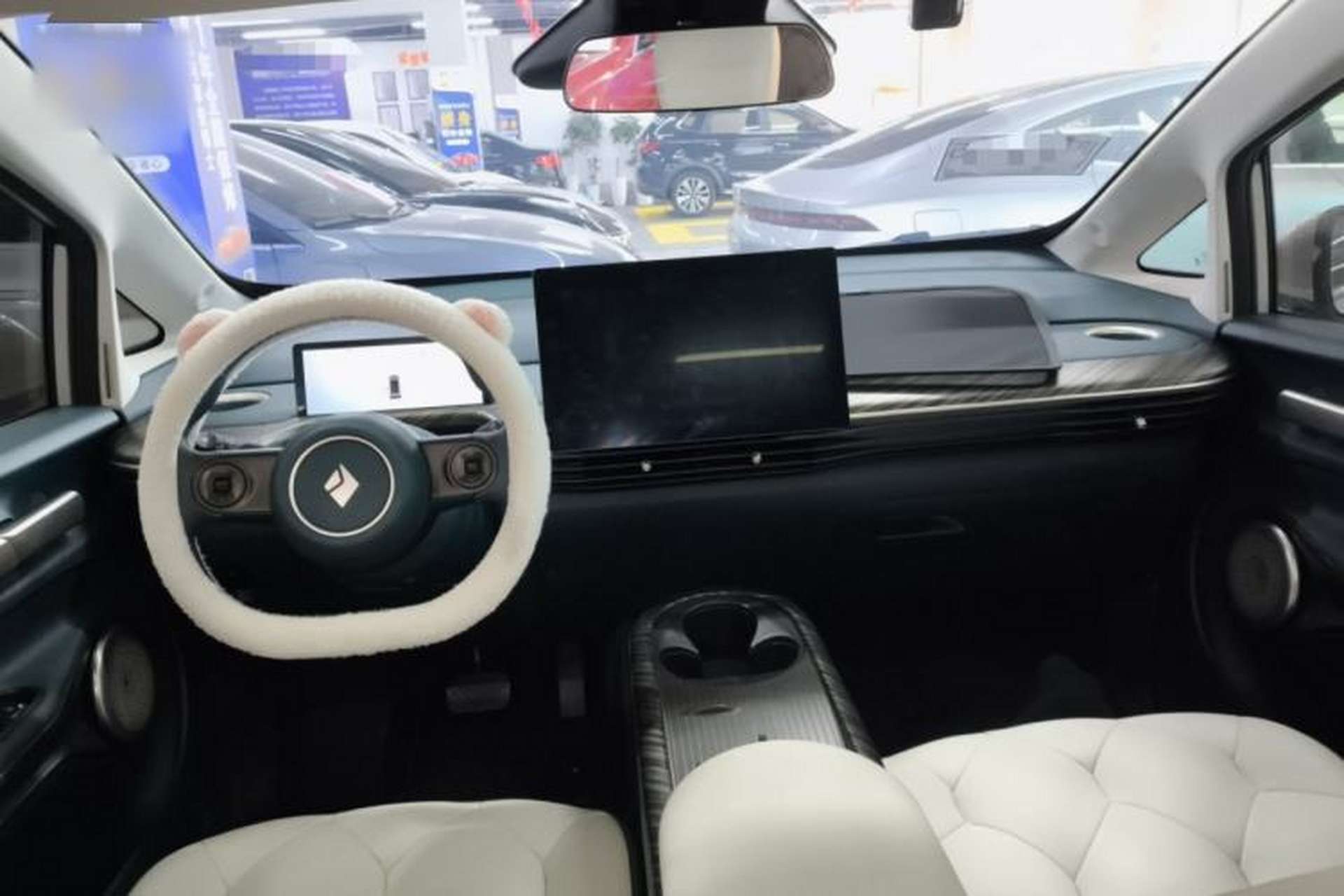 Used Baojun Cloud 2023 460 Max Lingxi Version Center Console