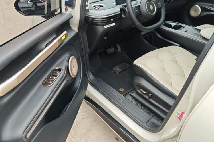Used Baojun Cloud 2023 460 Max Lingxi Version Driver Seat
