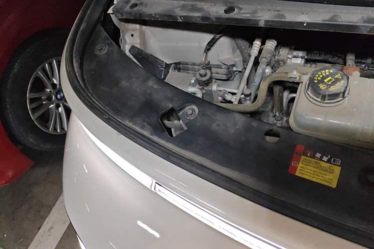 Used Baojun Cloud 2023 460 Max Engine Bay Right