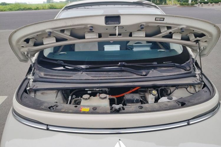 Used Baojun Cloud 2023 460 Max Lingxi Version Engine Bay