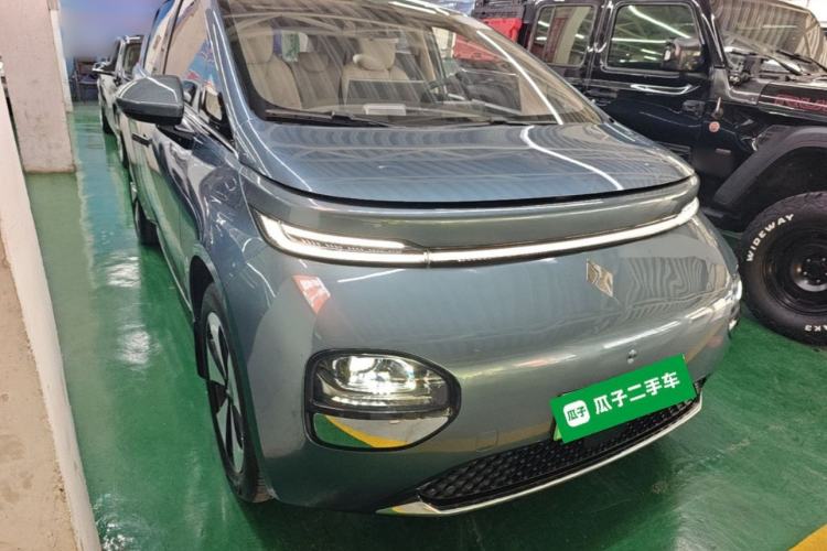 Used Baojun Cloud 2023 460 Pro Front Right 45 Deg