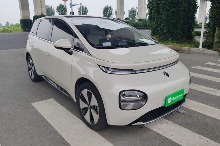 Used Baojun Cloud 2023 460 Max Lingxi Version Front Right 45 Deg