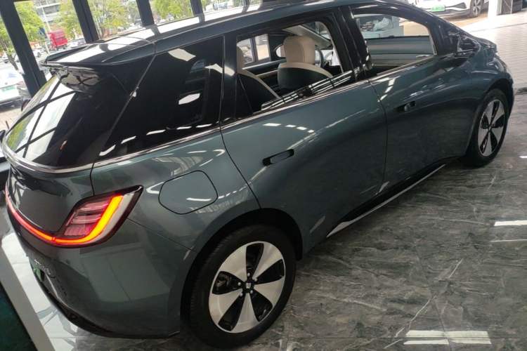 Used Baojun Cloud 2023 460 Pro Rear Right 45 Deg