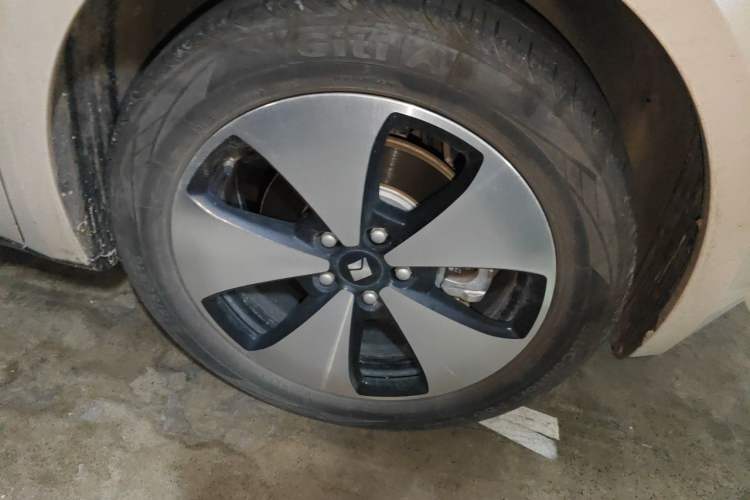 Used Baojun Cloud 2023 460 Max Right Front Wheel Hub