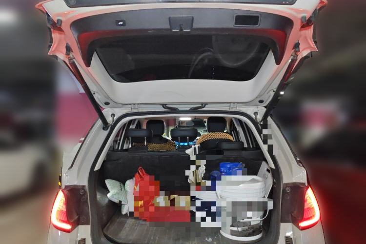 Used Baojun Cloud 2023 460 Max Trunk