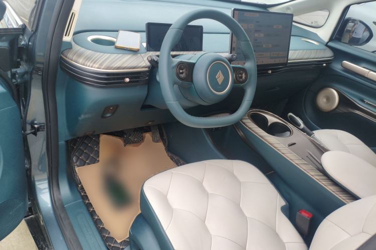 Used Baojun Cloud 2023 460 Pro Center Console
