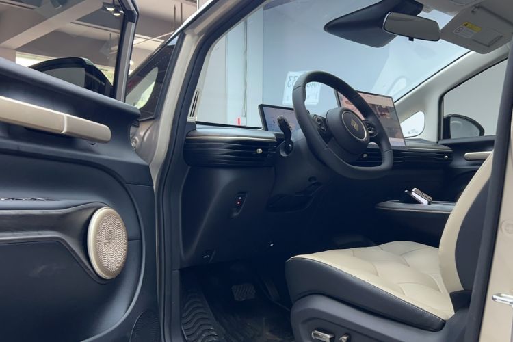 Used Baojun Cloud 2023 460 Pro Lingxi Version Driver Seat
