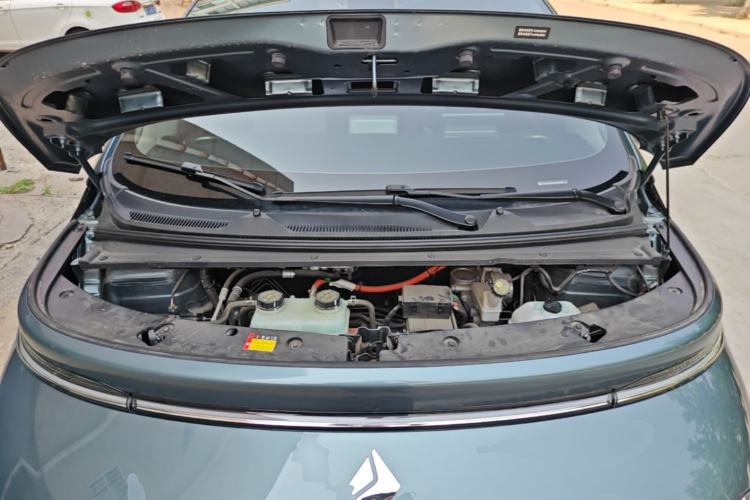 Used Baojun Cloud 2023 460 Pro Engine Bay