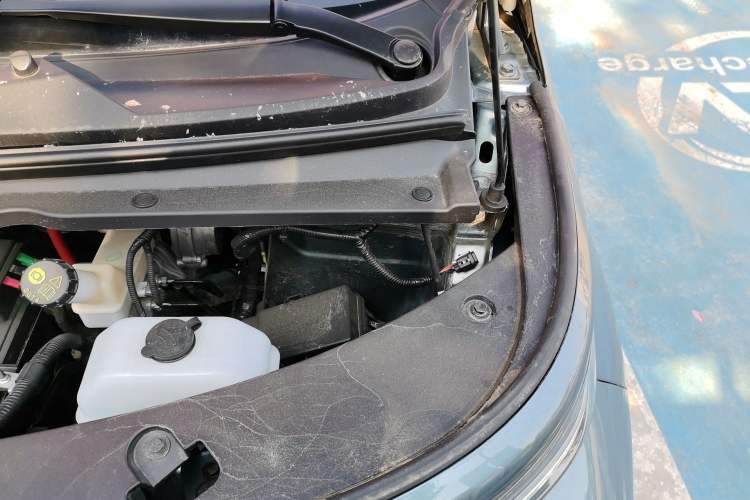 Used Baojun Cloud 2023 360 Pro Engine Bay Left