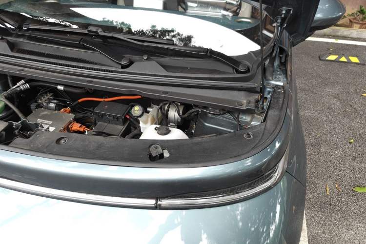 Used Baojun Cloud 2023 360 Pro Engine Bay Left