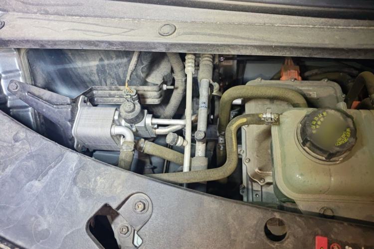 Used Baojun Cloud 2023 460 Max Engine Bay Right