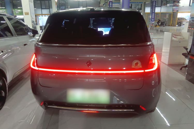 Used Baojun Cloud 2023 460 Max Exterior 4